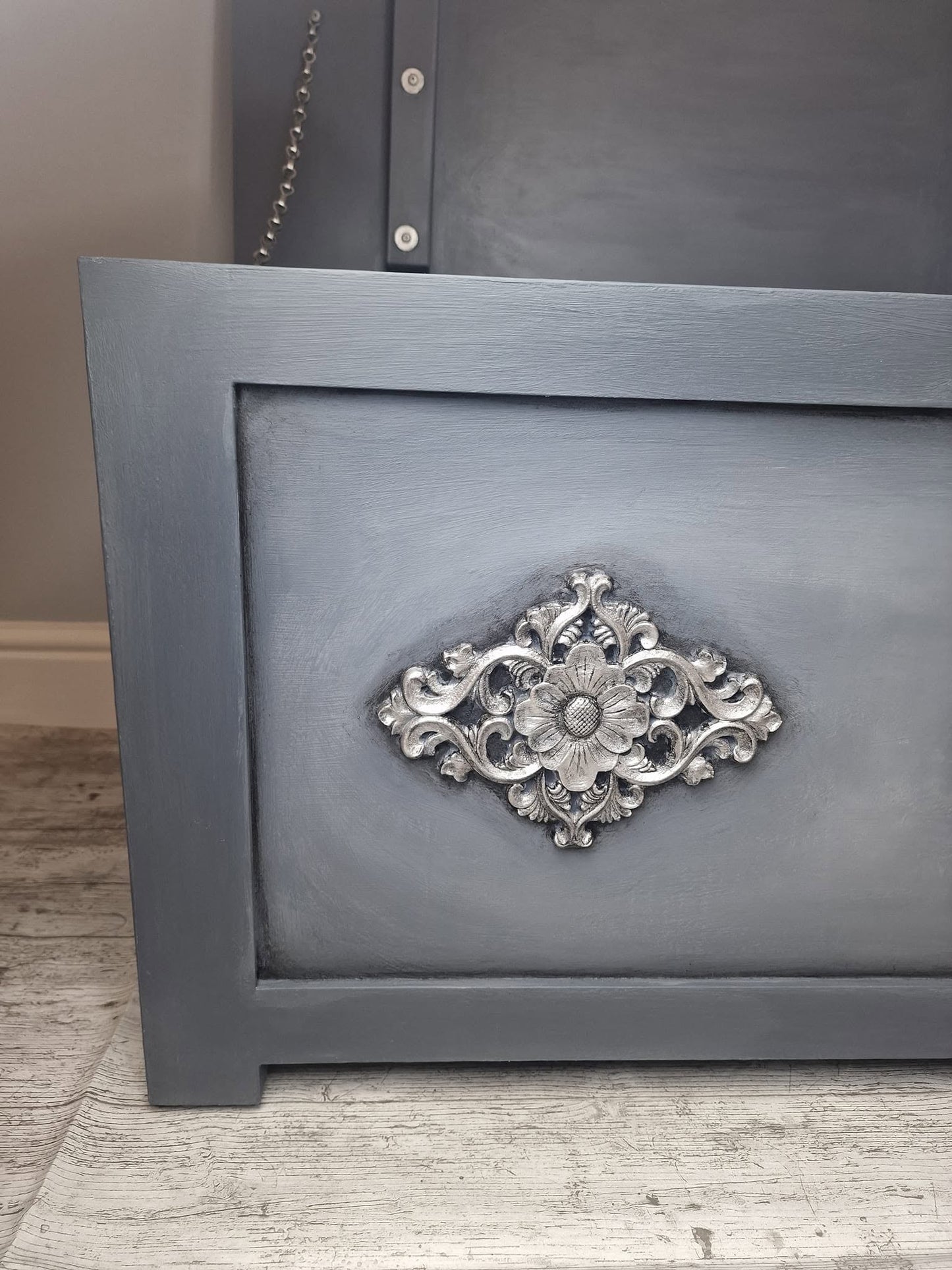 COMMISSION - The Modern Heirloom Chest