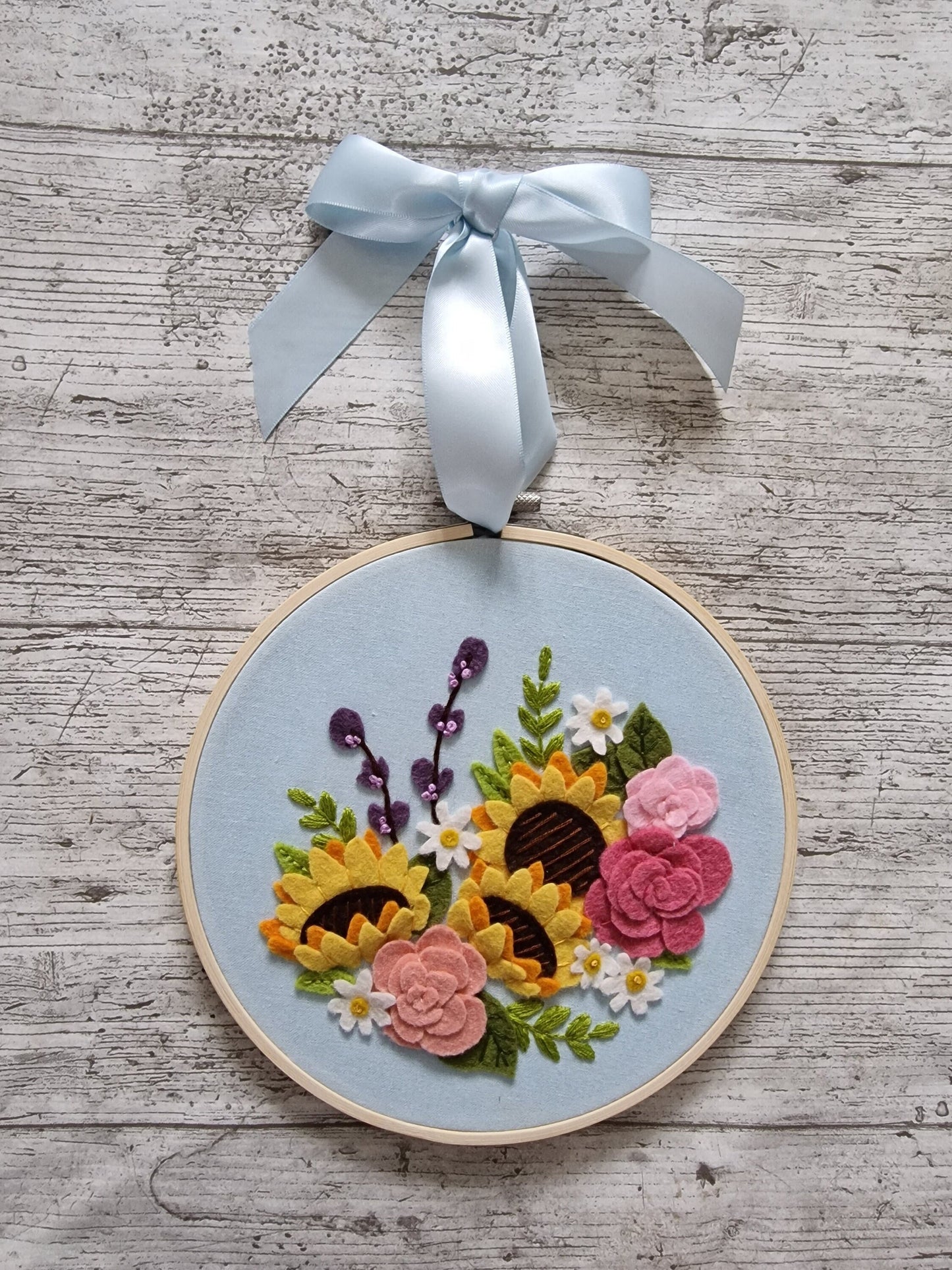 Floral Garden, Emboideryed Felt Hoop, Wall Decor